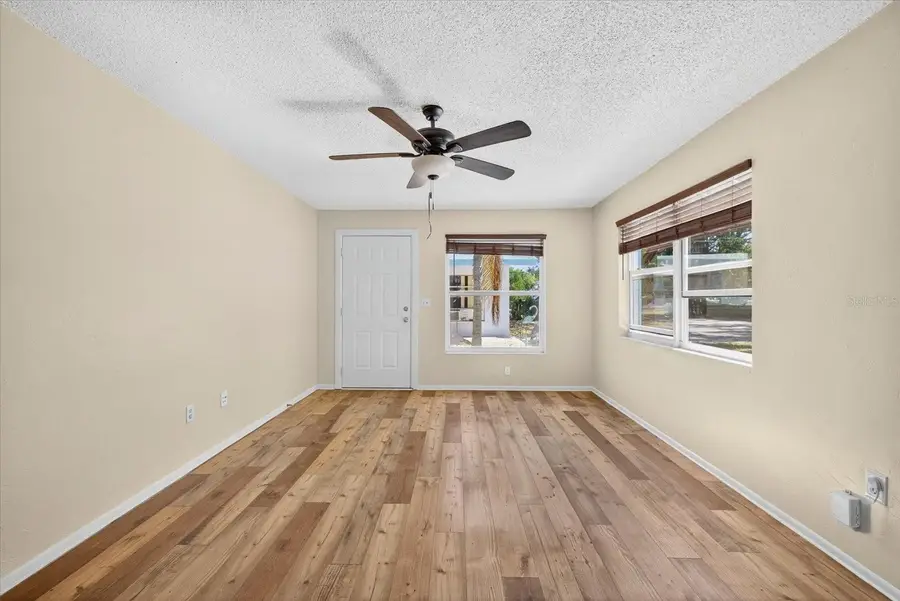 610 14th Avenue Nw, Largo, FL 33770 - Image #3