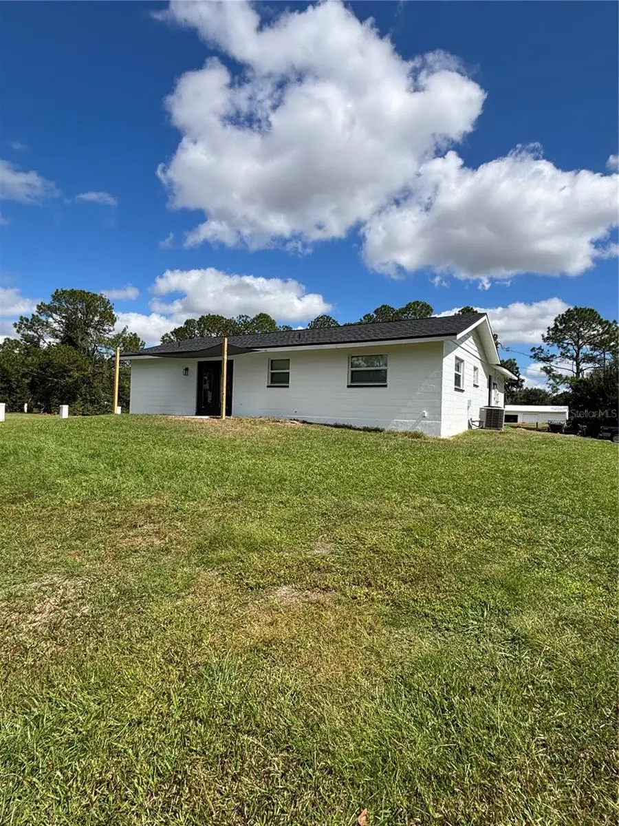 3115 Foxwood Boulevard, Wesley Chapel, FL 33543 - Image #3