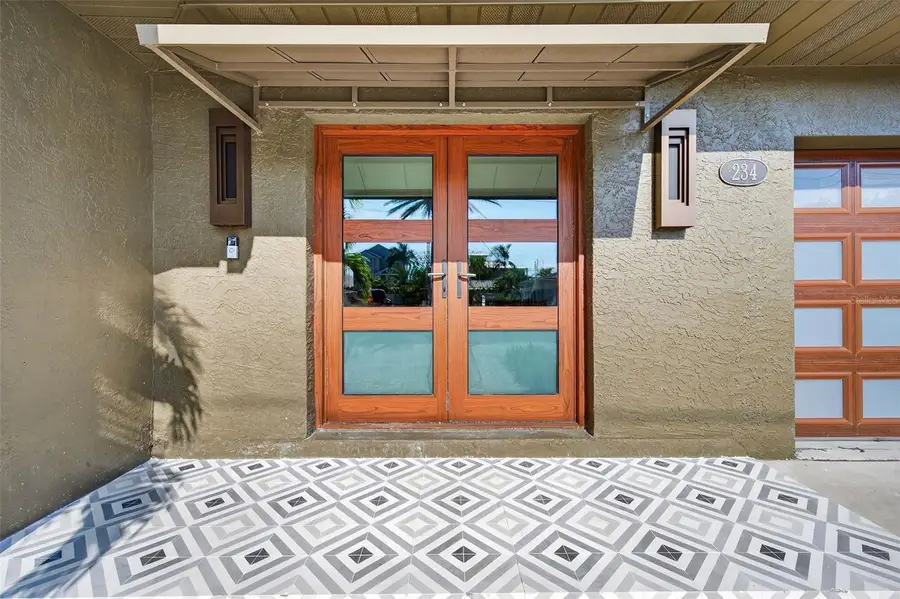 234 145th Avenue E, Madeira Beach, FL 33708 - Image #2