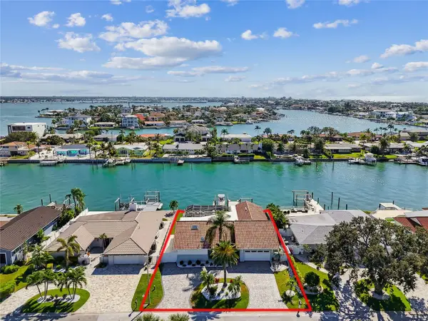 320 Belle Isle Avenue, BELLEAIR BEACH, FL 33786