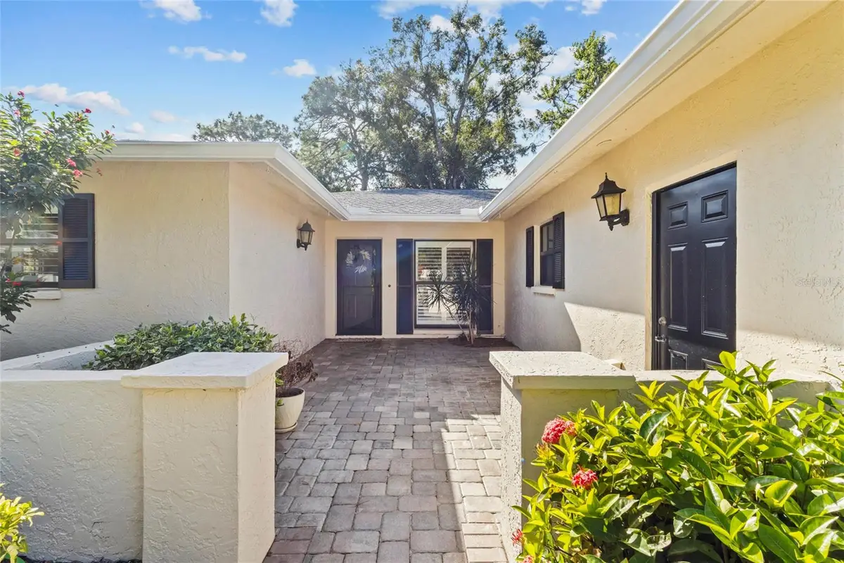 7143 Fairway Bend Lane, Sarasota, FL 34243 - Image #1
