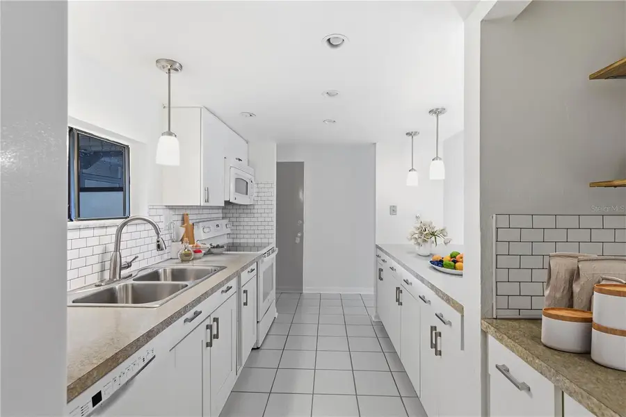 8632 Cattail Drive, Temple Terrace, FL 33637 - Image #3