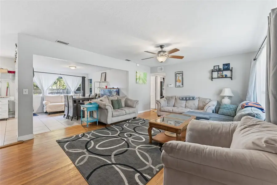 1485 Overlea Street, Clearwater, FL 33755 - Image #2