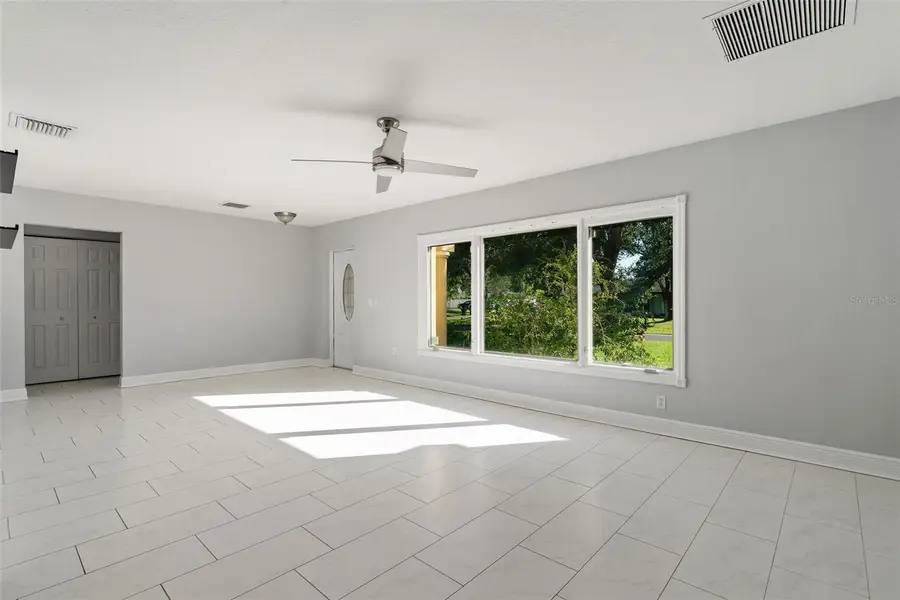 490 Woodland Drive, Largo, FL 33771 - Image #3