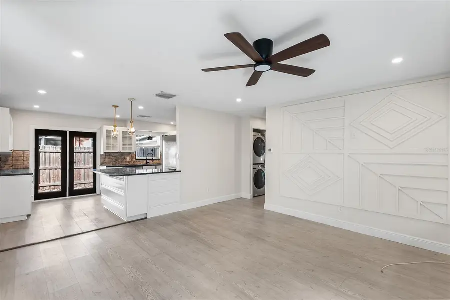 810 22nd Street N, Saint Petersburg, FL 33713 - Image #2