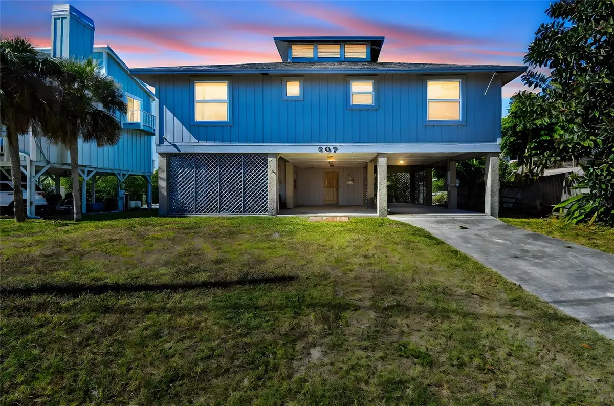 807 Seabreeze Drive, Ruskin, FL 33570 - Image #1