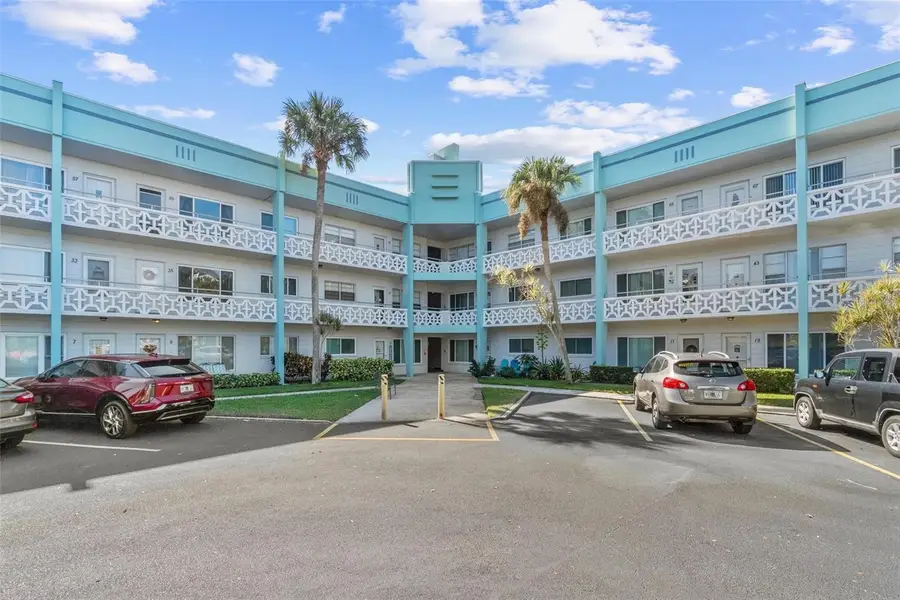 2455 Finlandia Lane #39, Clearwater, FL 33763 - Image #2
