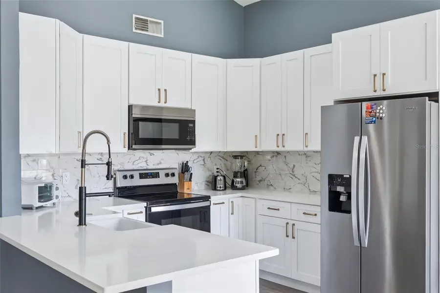 13927 Countryplace Drive, Orlando, FL 32826 - Image #3