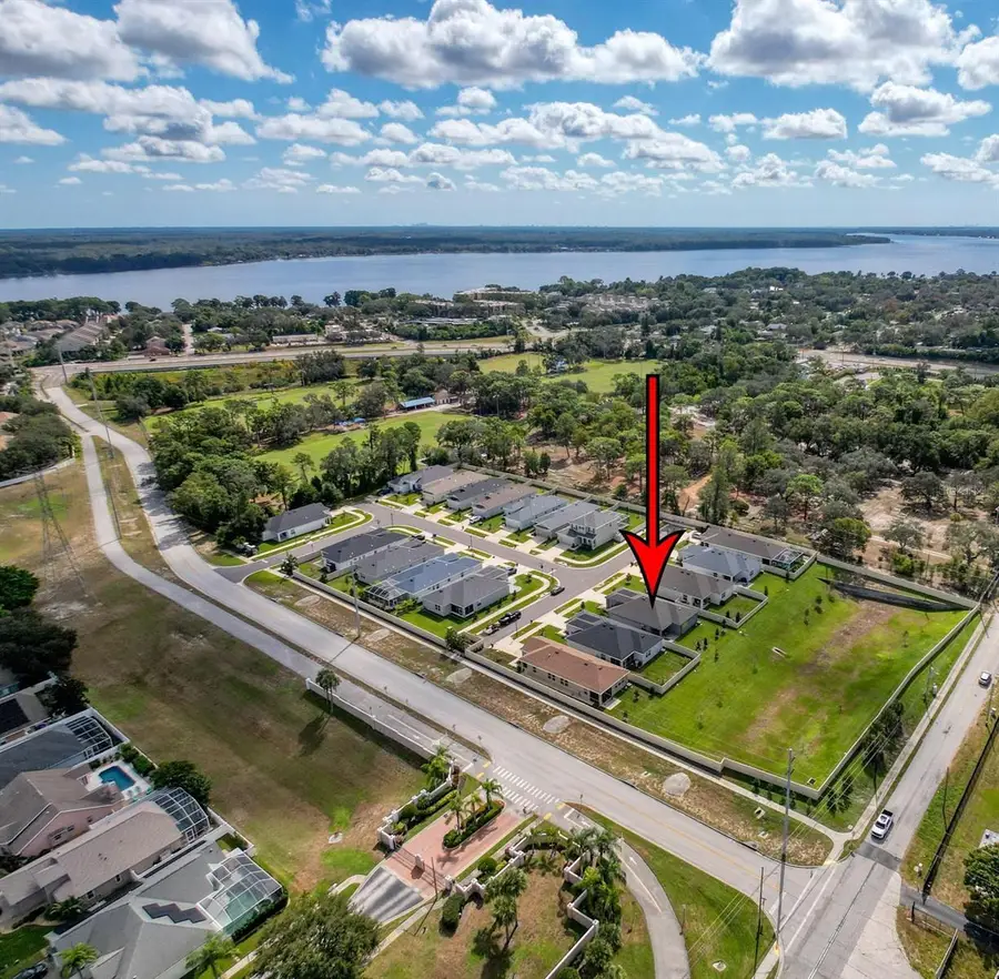 240 Spoonbill Lane, Tarpon Springs, FL 34689 - Image #2