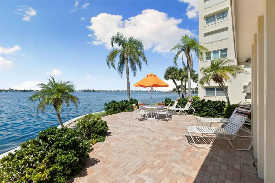 4550 Cove Circle #501, Saint Petersburg, FL 33708 - Image #3
