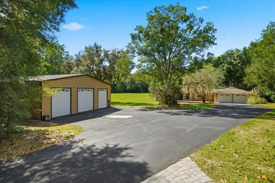 22063 Lake Lindsey Road, Brooksville, FL 34601 - Image #3