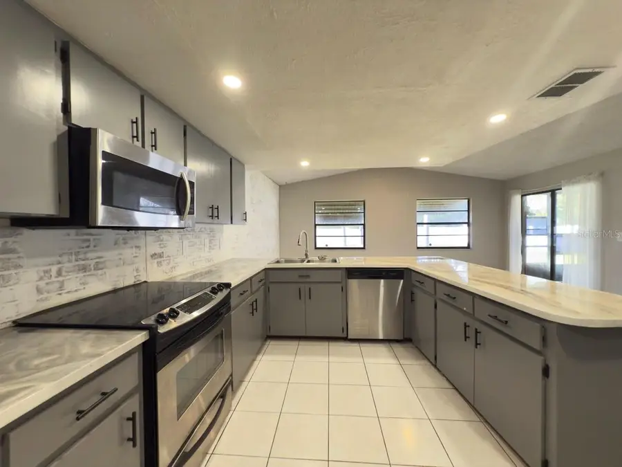 28350 Jardin Avenue, Punta Gorda, FL 33955 - Image #3