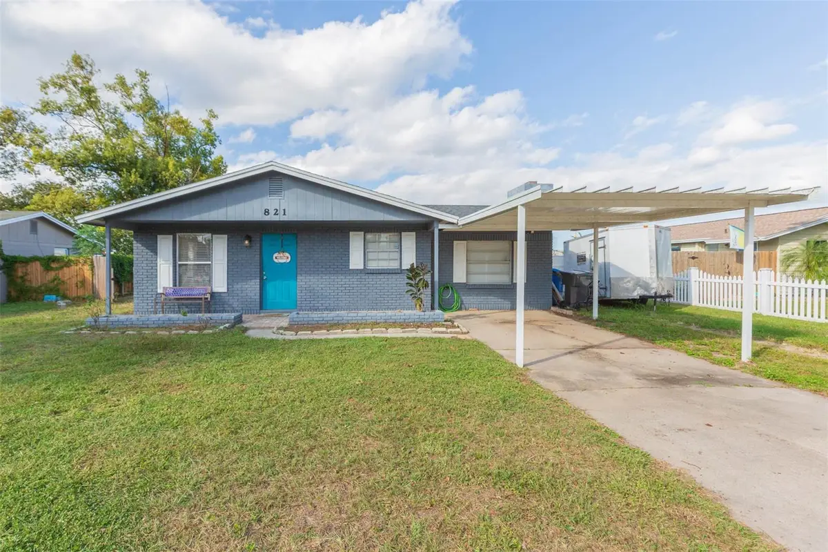 821 Walnut Drive, Seffner, FL 33584 - Image #1