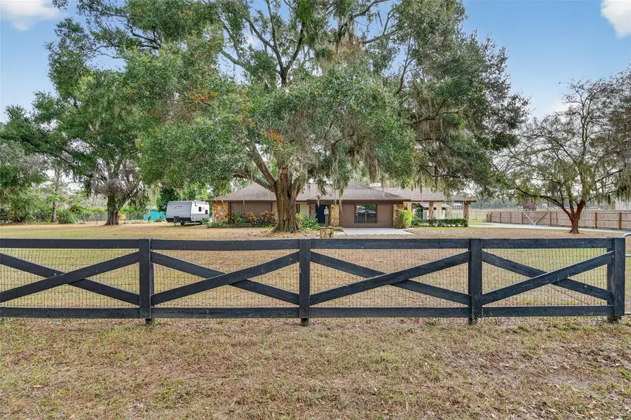 1825 Streetman Drive, Lithia, FL 33547 - Image #3