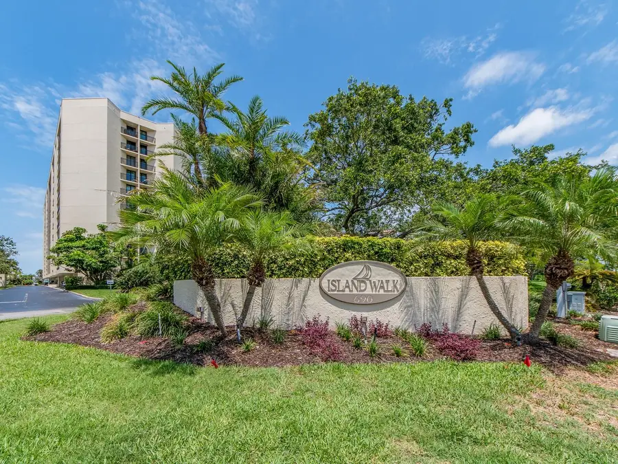 690 Island Way #1112, Clearwater Beach, FL 33767 - Image #2