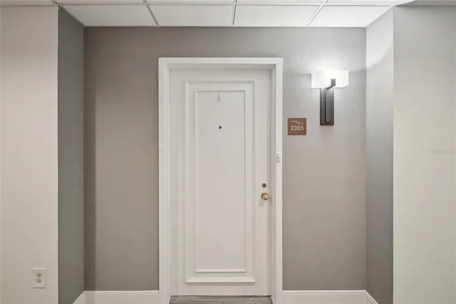 1 Beach Drive Se #2305, Saint Petersburg, FL 33701 - Image #2