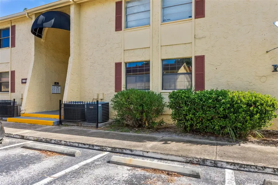 7501 Dolonita Drive, Tampa, FL 33615 - Image #2