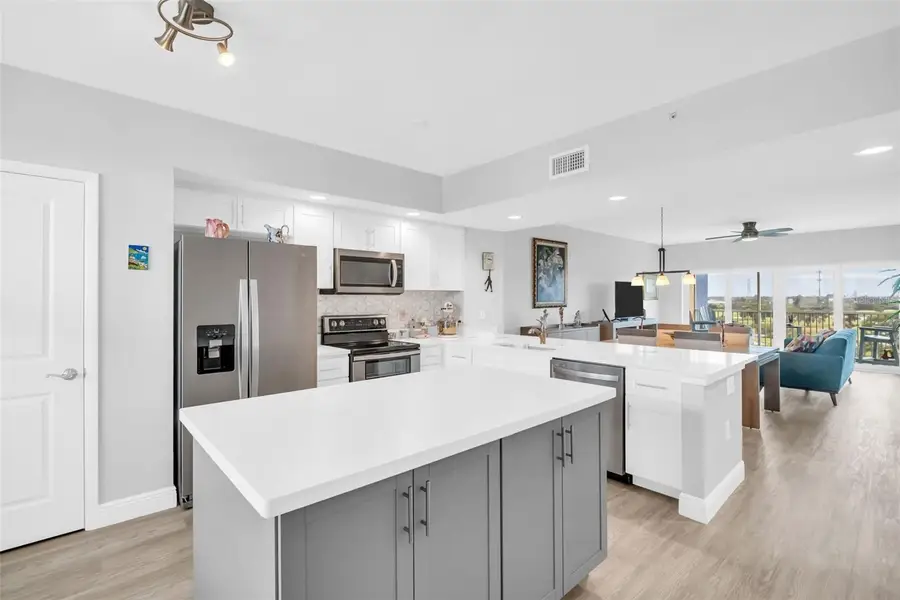 960 Starkey Road #7505, Largo, FL 33771 - Image #2