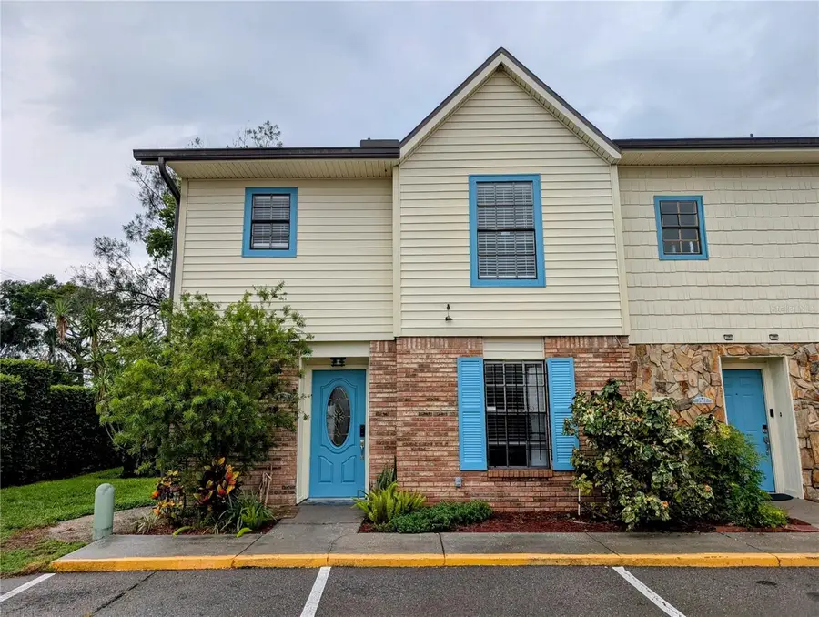 3919 Carroll Pines Court, Tampa, FL 33614 - Image #2