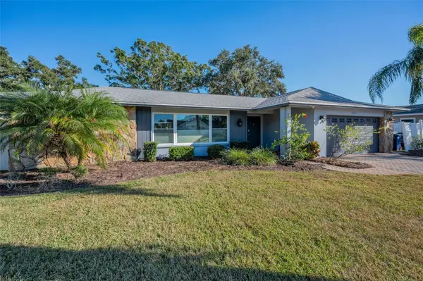 8793 Merrimoor Boulevard E, SEMINOLE, FL 33777