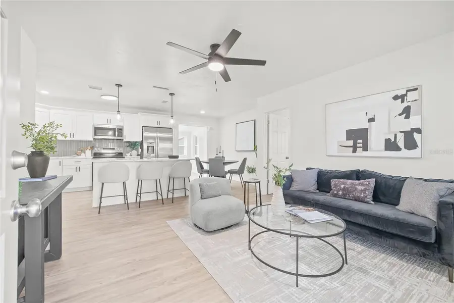 4228 W Bay Vista Avenue, Tampa, FL 33611 - Image #2