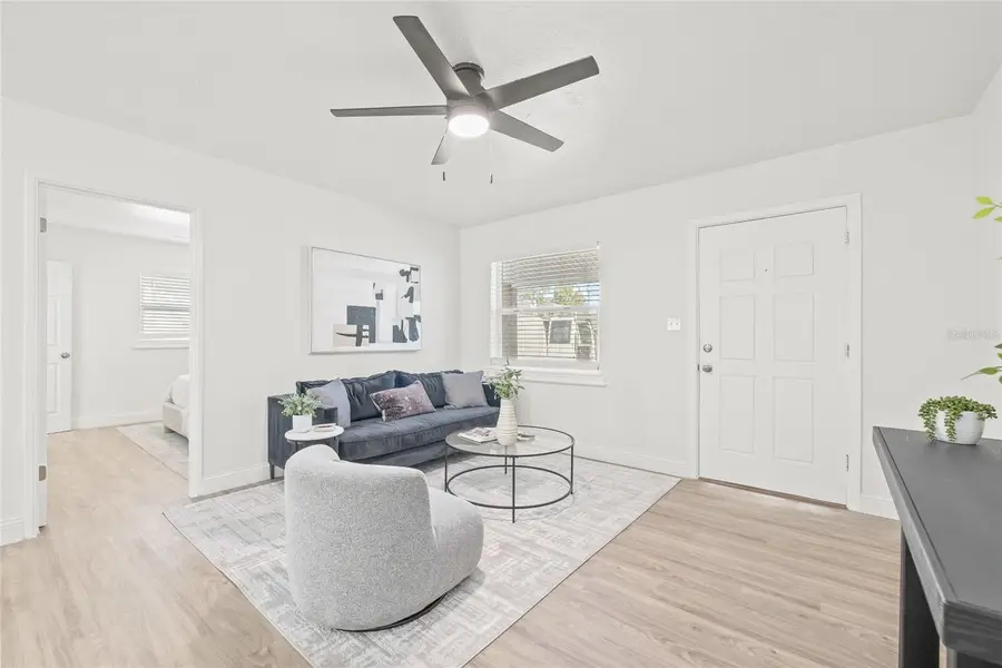 4228 W Bay Vista Avenue, Tampa, FL 33611 - Image #3