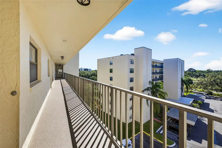 900 Cove Cay Drive #6E, Clearwater, FL 33760 - Image #3