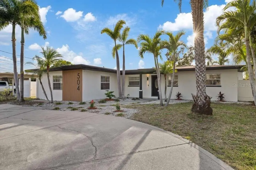 504 Driftwood Drive E, Palm Harbor, FL 34683 - Image #1
