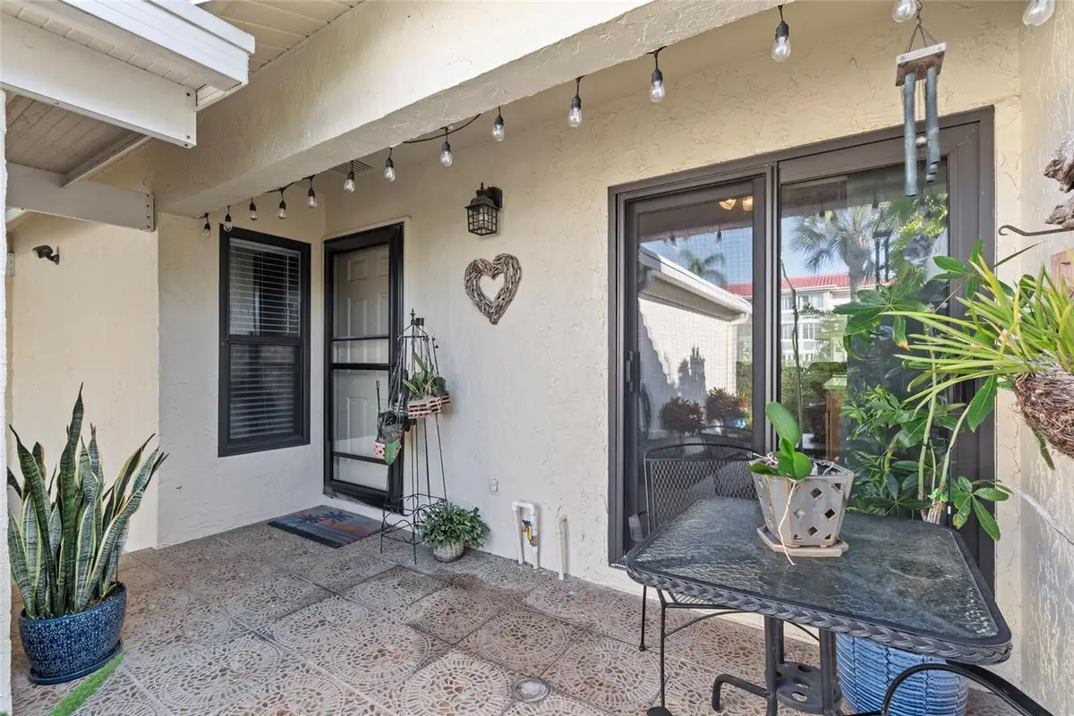 10152 Regal Drive, Largo, FL 33774 - Image #1