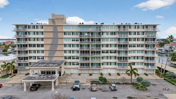 223 Island Way #4C, CLEARWATER BEACH, FL 33767