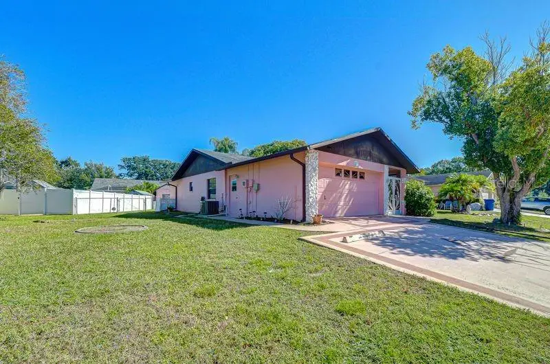 4532 Whitetail Lane, New Port Richey, FL 34653 - Image #2