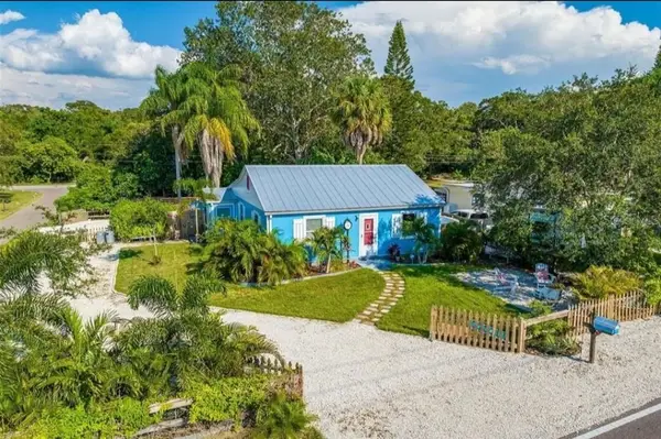 1999 N Betty Lane, CLEARWATER, FL 33755