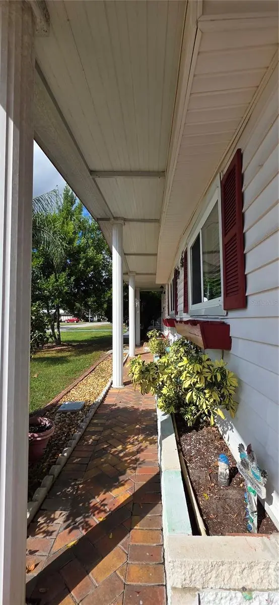 5244 Mohawk Street, Zephyrhills, FL 33542 - Image #2