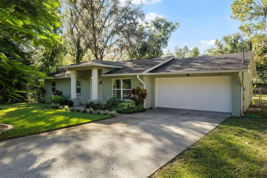 405 1st Avenue Se, Lutz, FL 33549 - Image #2
