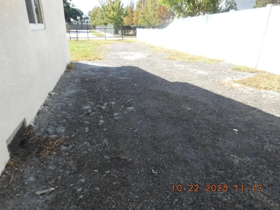 2119 W Comanche Avenue, Tampa, FL 33603 - Image #3