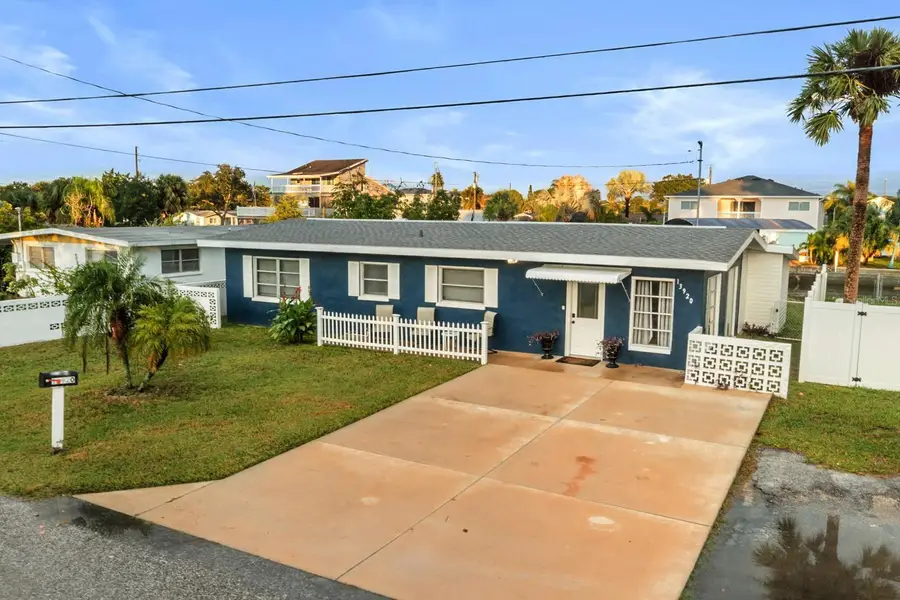 13920 Berkowitz Avenue, Hudson, FL 34667 - Image #2