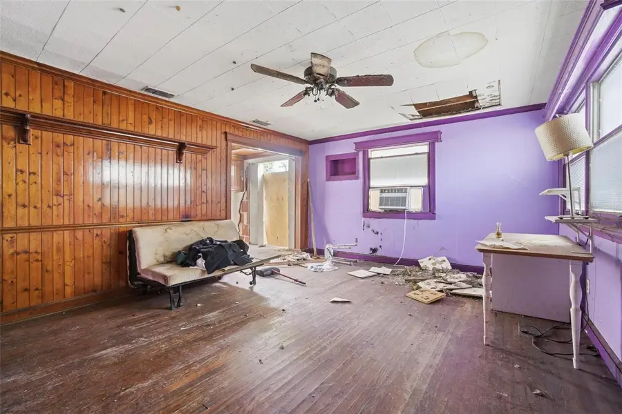 2733 34th Avenue N, Saint Petersburg, FL 33713 - Image #2