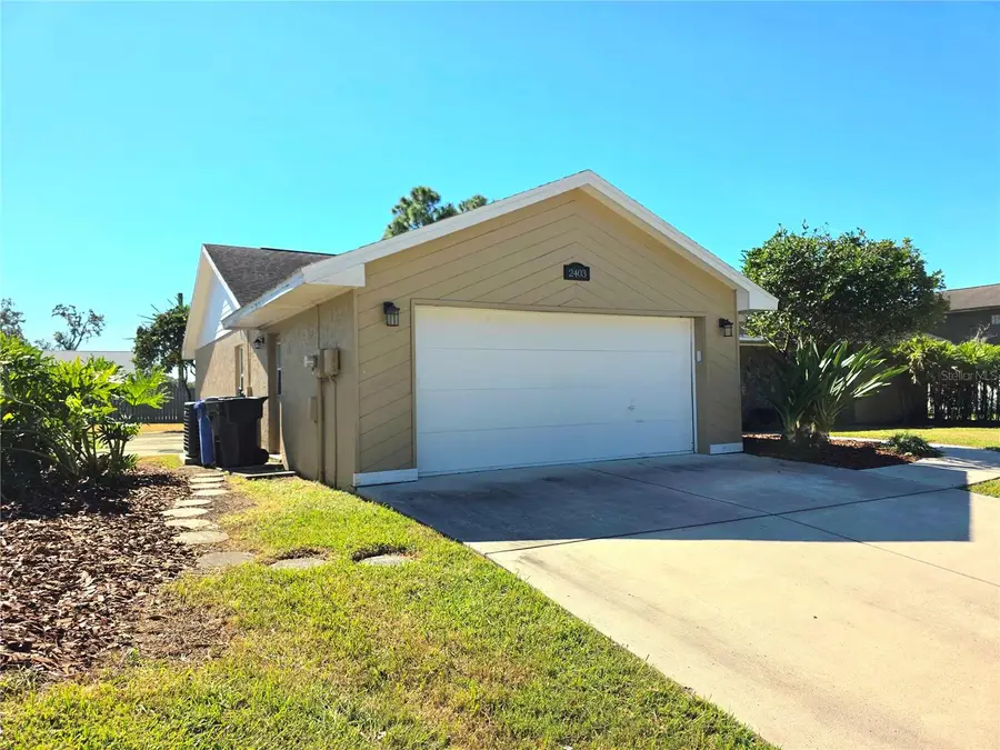 2403 Stonehill Avenue, Valrico, FL 33594 - Image #2