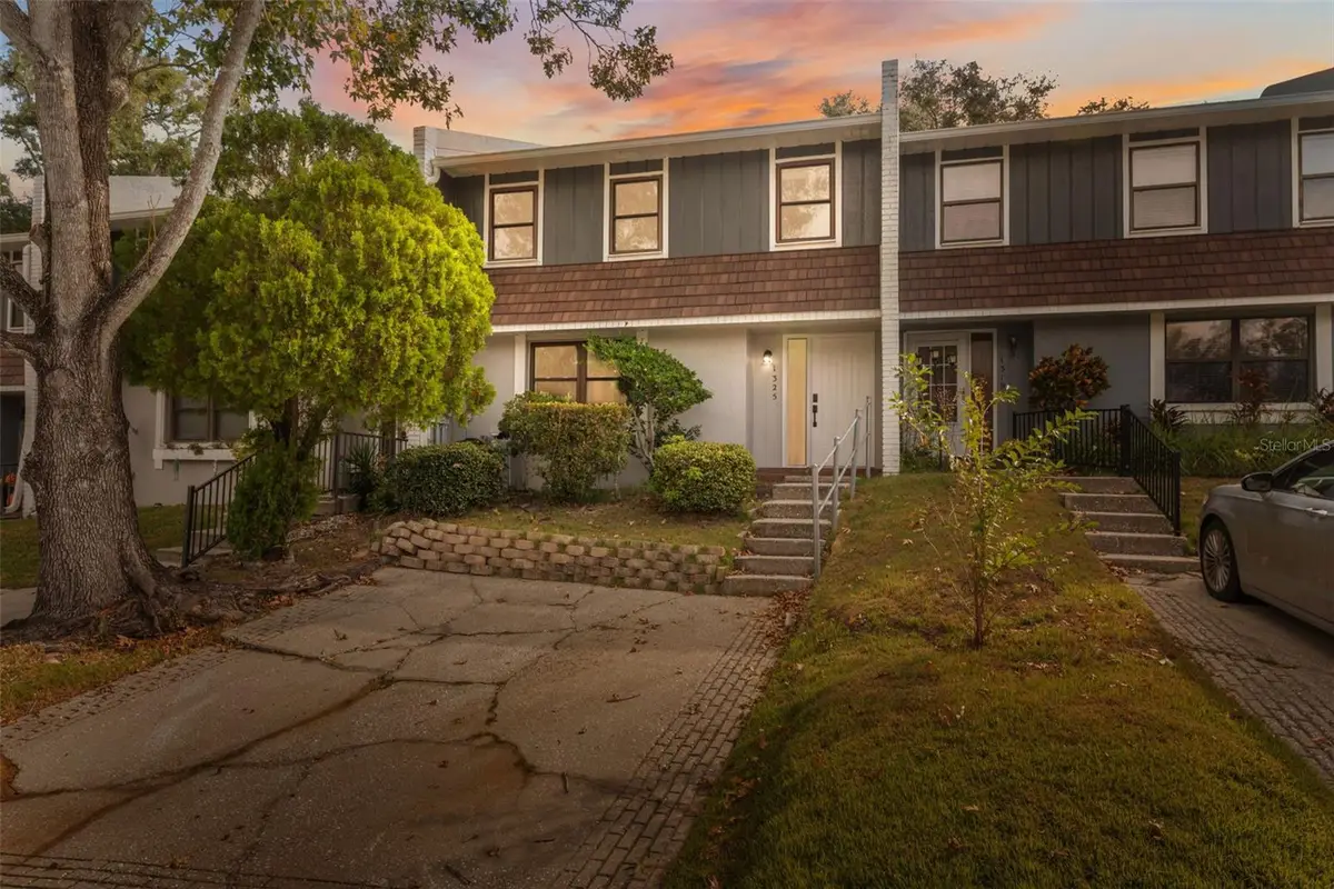 1325 Abbey Crescent Lane, Clearwater, FL 33759 - Image #1