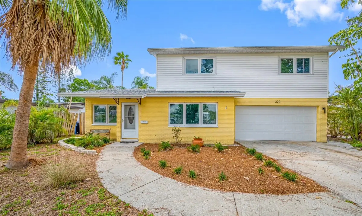 320 Tallahassee Drive Ne, Saint Petersburg, FL 33702 - Image #1