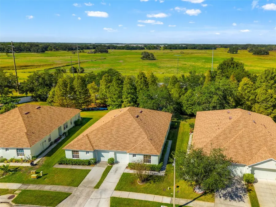 5727 Autumn Shire Drive, Zephyrhills, FL 33541 - Image #2