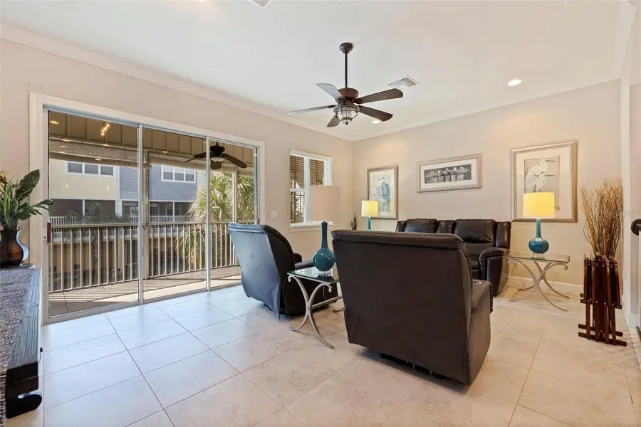 3222 Moorings Drive S, Saint Petersburg, FL 33712 - Image #2