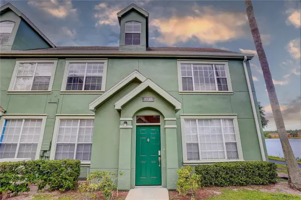 9730 Lake Chase Island Way #9730, TAMPA, FL 33626