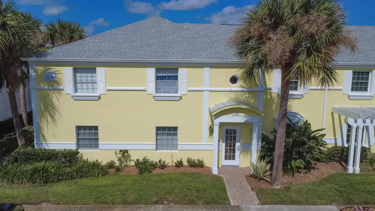 237 Seahorse Drive Se #H, Saint Petersburg, FL 33705 - Image #1