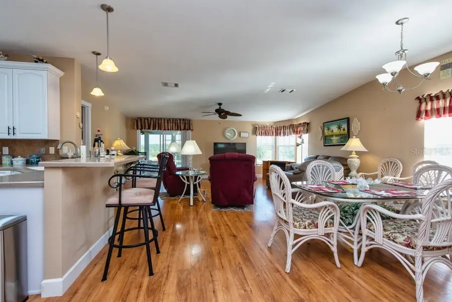 37142 Neukom Avenue, Zephyrhills, FL 33541 - Image #3