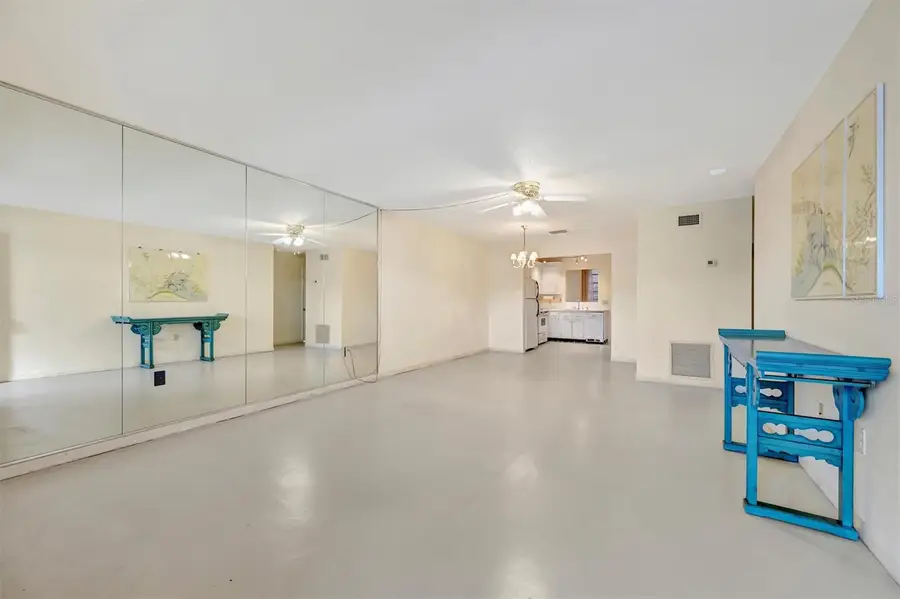 3010 59th Street S #306, Gulfport, FL 33707 - Image #3