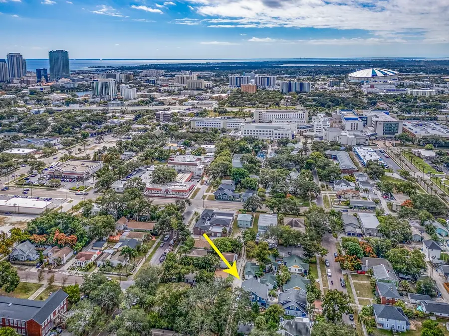 945 11th Street N, Saint Petersburg, FL 33705 - Image #3