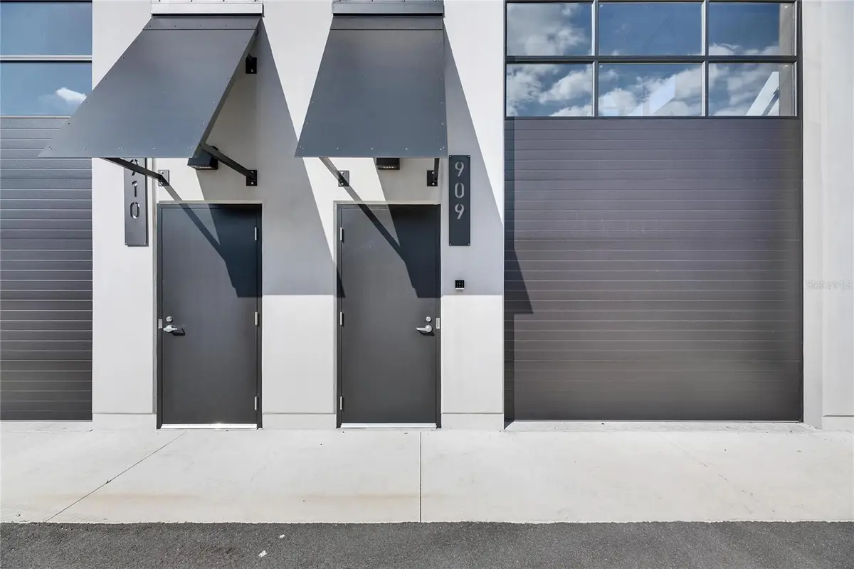 6500 Motor Enclave Way #909, Tampa, FL 33610 - Image #1