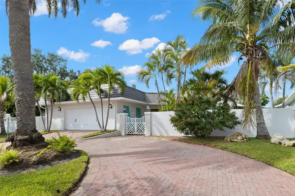 422 3rd Avenue N, TIERRA VERDE, FL 33715