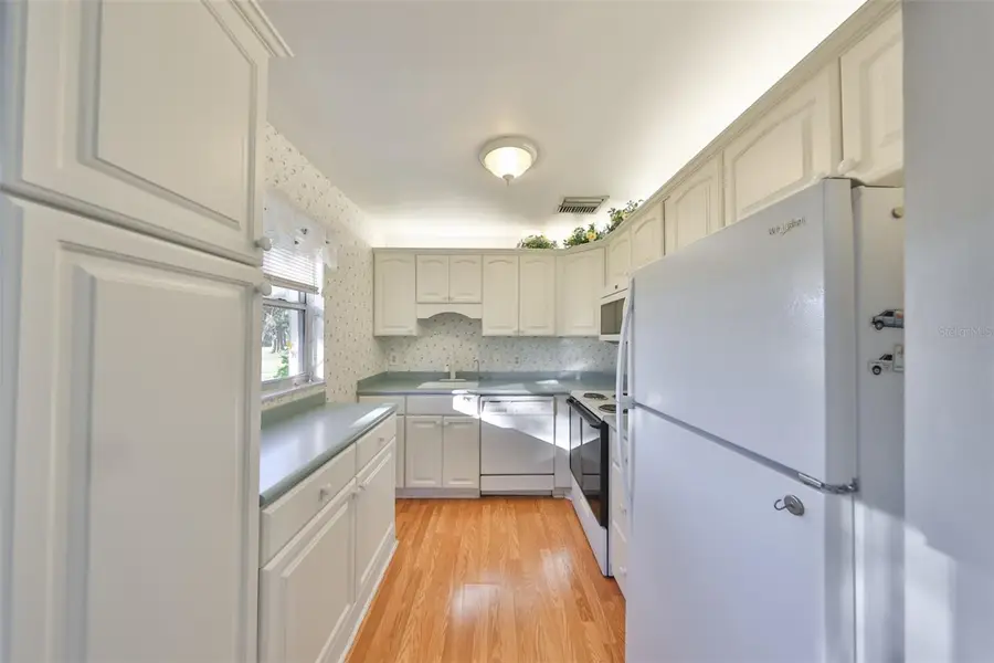 2202 Clubhouse Drive #180, Sun City Center, FL 33573 - Image #3